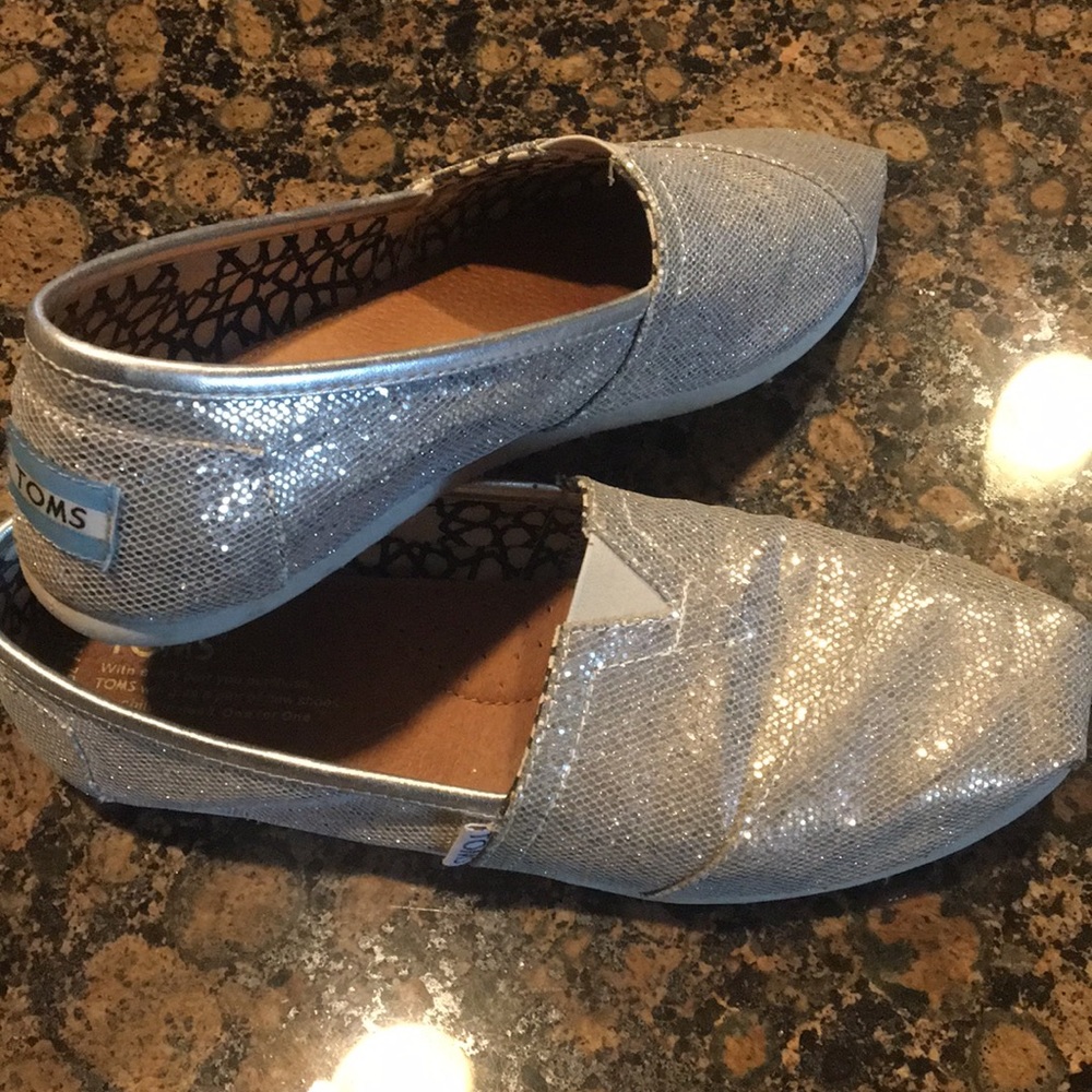 Silver sparkling Toms